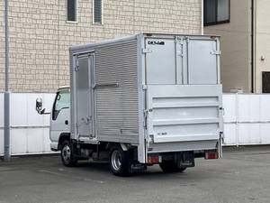 Elf Aluminum Van_2