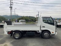 HINO Dutro Flat Body TKG-XZU605M 2017 182,583km_6