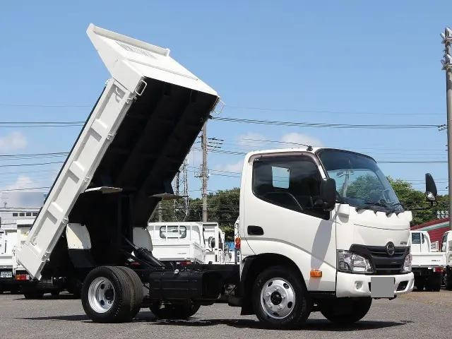 HINO Dutro Dump TPG-XZU620T 2017 46,521km