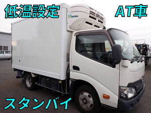 Dutro Refrigerator & Freezer Truck_1