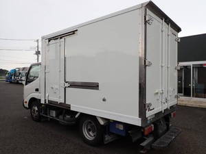 Dutro Refrigerator & Freezer Truck_2