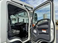 ISUZU Forward Flat Body 2RG-FRR90S2 2018 33,988km_17