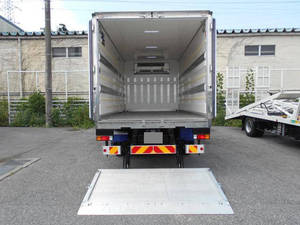 Canter Refrigerator & Freezer Truck_2