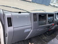 ISUZU Elf Aluminum Van TRG-NLR85AN 2019 146,237km_30