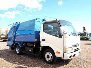 Dutro Garbage Truck_1