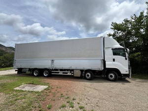 ISUZU Giga Aluminum Wing QKG-CYJ77B 2017 630,000km_1