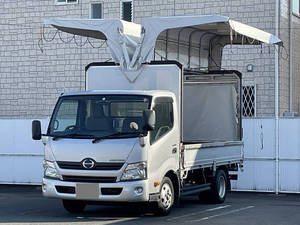 HINO Dutro Covered Wing TPG-XZU700M 2017 97,000km_1