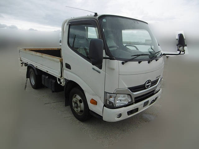 HINO Dutro Flat Body TPG-XZU600M 2018 123,547km