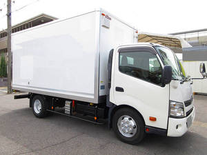 HINO Dutro Aluminum Van 2KG-XZU710M 2017 190,000km_1