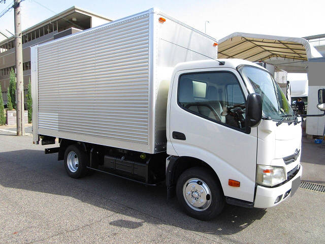 TOYOTA Toyoace Aluminum Van TKG-XZC645 2012 67,000km