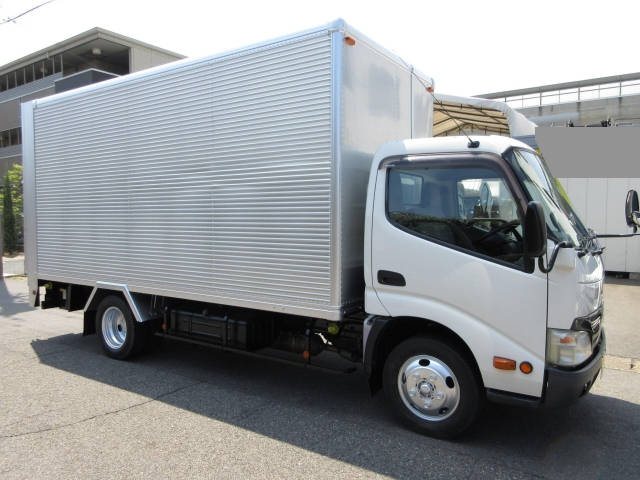 TOYOTA Toyoace Aluminum Van TKG-XZU655 2013 138,000km