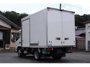 Dyna Refrigerator & Freezer Truck_2