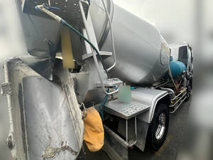 Forward Mixer Truck_2