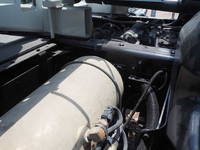 ISUZU Giga Mixer Truck LKG-CXZ77AT 2012 206,000km_32