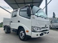 HINO Dutro Double Cab 2RG-XZU605M 2020 57,000km_1