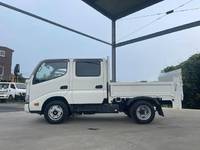 HINO Dutro Double Cab 2RG-XZU605M 2020 57,000km_3