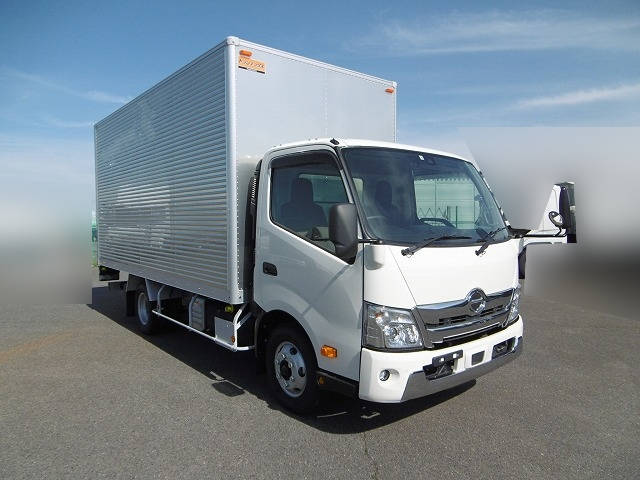 HINO Dutro Aluminum Van 2RG-XZU712M 2023 630km