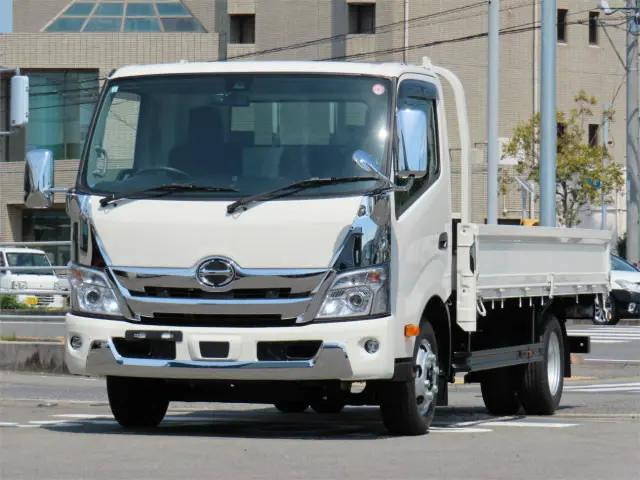 HINO Dutro Flat Body 2KG-XZU712M 2024 1,000km