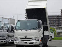 HINO Dutro Dump 2RG-XZU600T 2023 208km_1