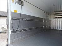 ISUZU Forward Refrigerator & Freezer Truck TKG-FRR90T2 2018 381,000km_9