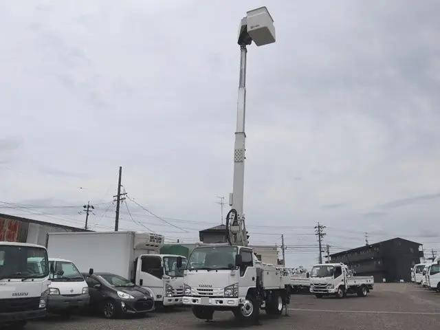 ISUZU Elf Cherry Picker TPG-NKR85AN 2016 106,650km