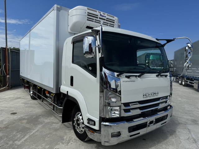 ISUZU Forward Refrigerator & Freezer Truck 2PG-FRR90T2 2020 347,000km