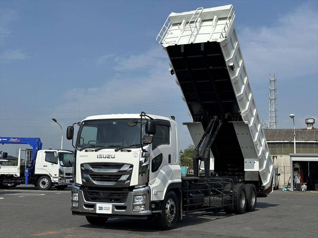 ISUZU Giga Deep Dump QKG-CYZ77B 2016 332,000km