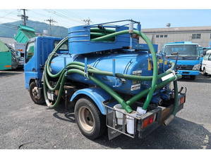 Canter Vacuum Truck_2