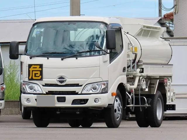 HINO Dutro Tank Lorry 2RG-XZU600E 2023 3,000km