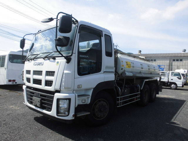 ISUZU Giga Vacuum Truck QKG-CXM77AT 2014 458,578km