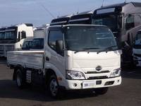 HINO Dutro Flat Body 2RG-XZC605M 2022 19,000km_2