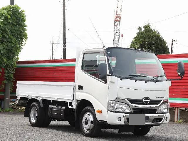 HINO Dutro Flat Body TPG-XZU605M 2018 123,205km