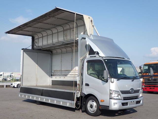 HINO Dutro Covered Wing TKG-XZU720M 2016 152,000km