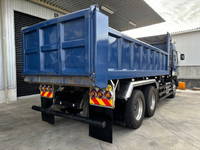 ISUZU Giga Dump QKG-CYM77AM 2013 585,000km_2