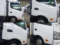 HINO Dutro Panel Van TKG-XZC710M 2015 285,000km_4