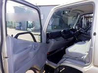 HINO Dutro Double Cab TKG-XZU605M 2016 188,000km_33