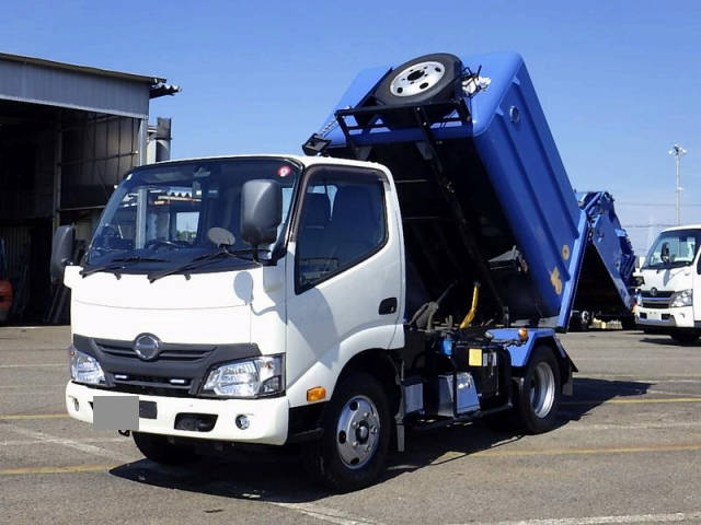 HINO Dutro Garbage Truck TKG-XZU600X 2017 108,000km