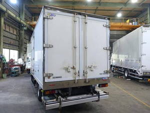 Canter Refrigerator & Freezer Truck_2