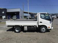 HINO Dutro Flat Body 2KG-XZU605M 2024 100km_5