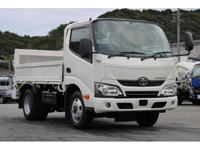 TOYOTA Toyoace Flat Body TKG-XZU605 2017 185,000km