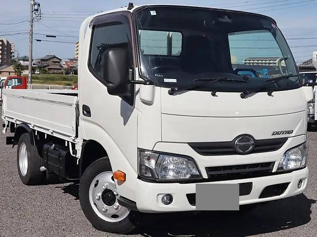 HINO Dutro Flat Body TKG-XZU605M 2017 24,670km