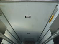 ISUZU Forward Refrigerator & Freezer Truck 2PG-FRR90S2 2019 750,314km_20