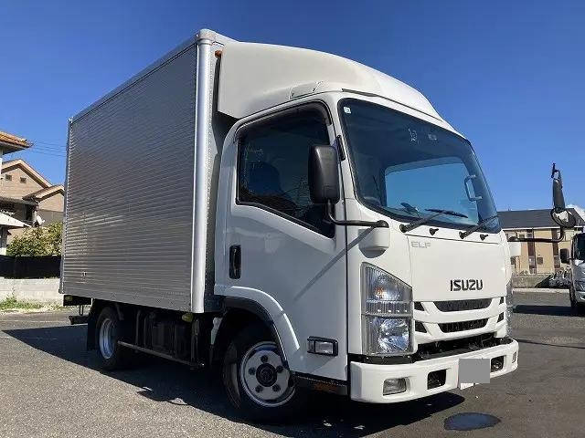 ISUZU Elf Aluminum Van TRG-NLR85AN 2018 95,796km