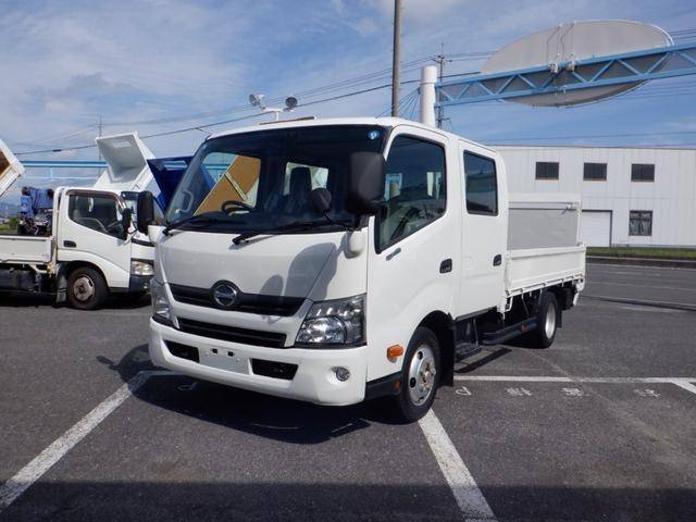 HINO Dutro Double Cab TKG-XZU710M 2014 98,000km