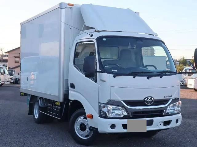 TOYOTA Dyna Refrigerator & Freezer Truck TKG-XZC605 2018 64,860km