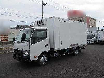 TOYOTA Dyna Refrigerator & Freezer Truck TKG-XZU710 2019 24,000km