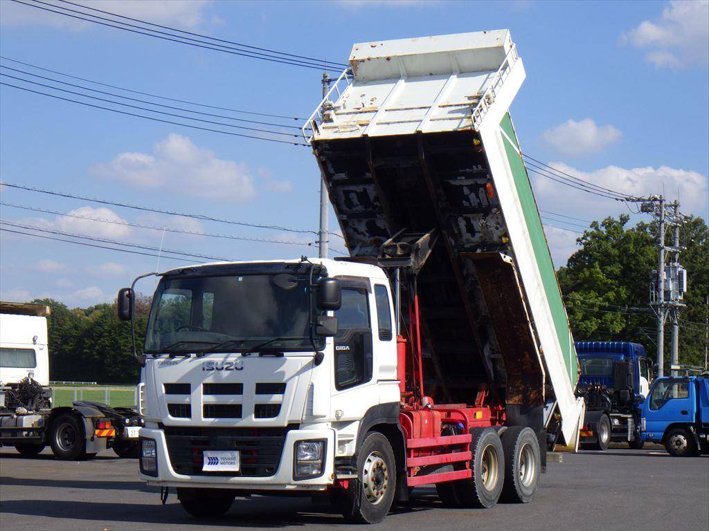 ISUZU Giga Dump QKG-CXZ77AT 2015 286,000km