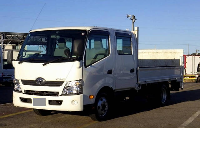 TOYOTA Dyna Double Cab TKG-XZU710 2013 52,000km