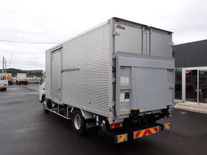 Canter Aluminum Van_2