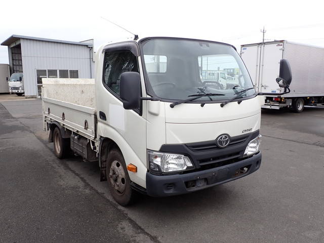 TOYOTA Dyna Flat Body TPG-XZC605 2017 92,300km